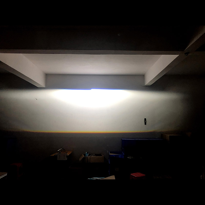 E8-PROJETOR Lens