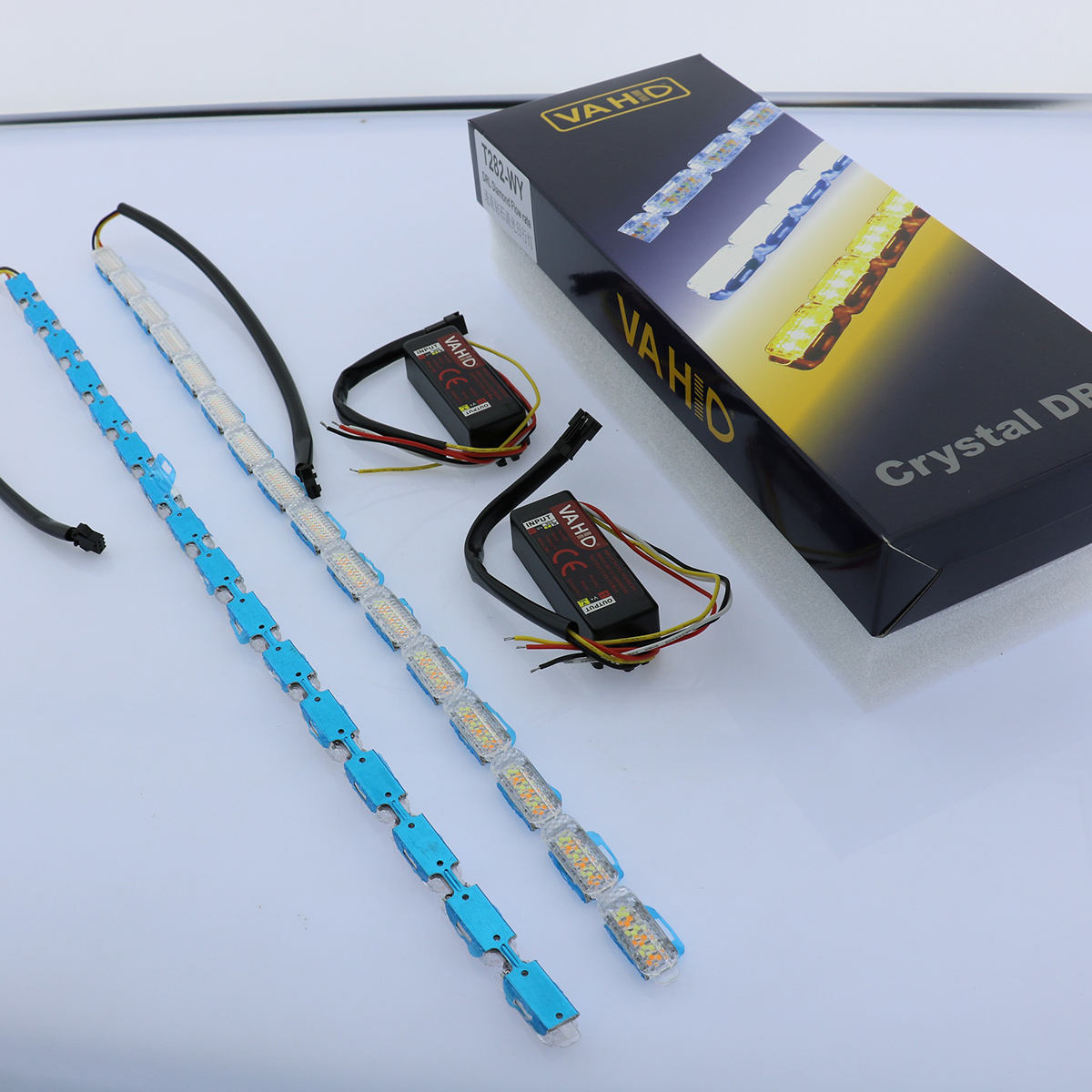 DRL：VAHID T287 Multi-Color Diamond Shape Streamer LED Daytime Running Light